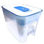 大容量 タンク型 浄水器 フロー 4週間/150L カートリッジ3個付 ろ過水容量 4.85L（全容量8.2L）注ぎ口付き 液晶メモあり サイズ:幅21.4×高さ22.0×奥行30.4 cm ウォーターサーバータイプ 型番:KBFLCB1M [並行輸入品]